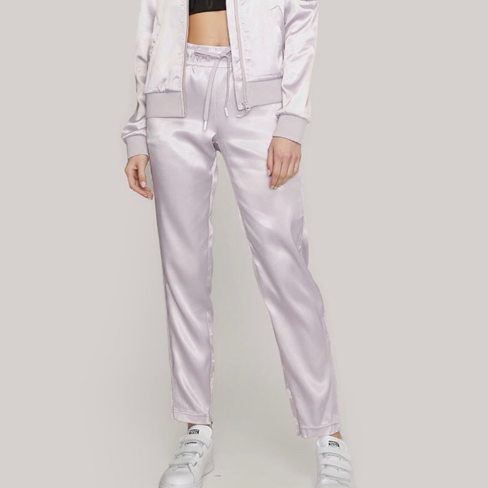 NWT Industry Active violet joggers